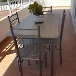 Theti * Faliráki