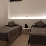 Apartman Theti