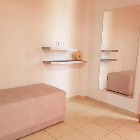 Theti Apartamento *