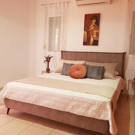 Theti Apartmán *